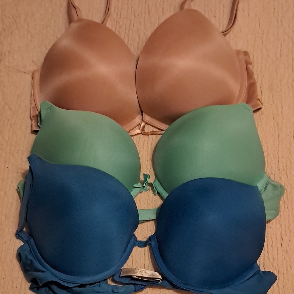 Victoria's Secret Bra Set - Tan, Green, Blue